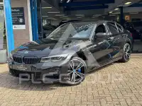 2022 BMW 320