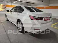 2022 BMW 320