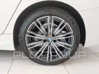 2022 BMW 320