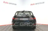 2022 BMW 320