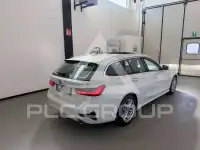 2022 BMW 320
