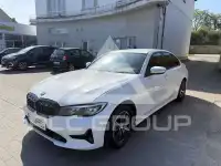 2022 BMW 320
