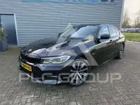 2022 BMW 320