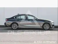 2022 BMW 320