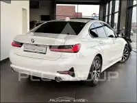 2022 BMW 320