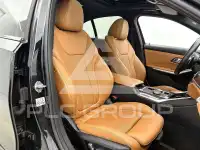 2022 BMW 320