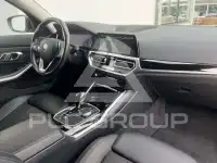 2022 BMW 320