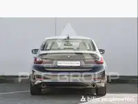 2022 BMW 320