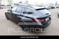 2022 BMW 320
