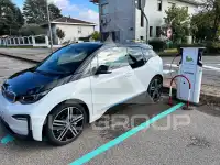 2022 BMW I3