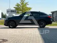 2022 BMW X4