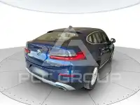 2022 BMW X4
