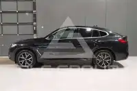 2022 BMW X4