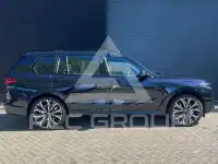 2022 BMW X7