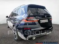 2022 BMW X7