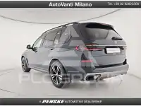 2022 BMW X7