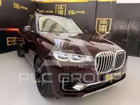 2022 BMW X7