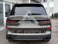 2022 BMW X7