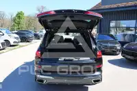 2022 BMW X7