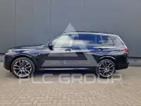 2022 BMW X7