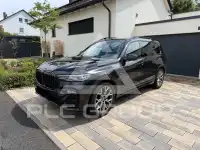 2022 BMW X7