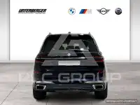 2022 BMW X7