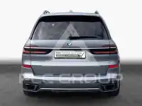 2022 BMW X7