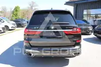 2022 BMW X7