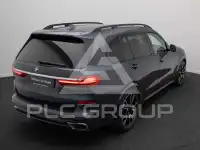 2022 BMW X7