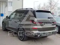 2022 BMW X7