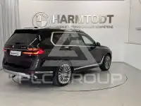 2022 BMW X7