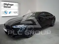 2022 BMW M8