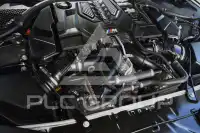 2022 BMW M8
