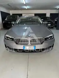 2022 BMW 520