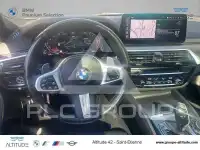 2022 BMW 520