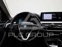 2022 BMW 520