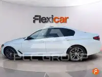 2022 BMW 520