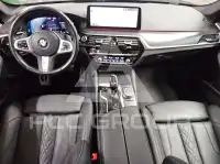 2022 BMW 520