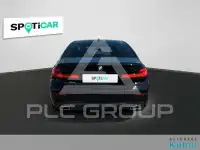 2022 BMW 520