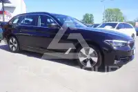 2022 BMW 520