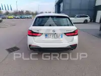 2022 BMW 520