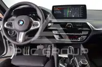 2022 BMW 520