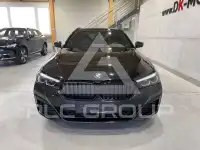 2022 BMW 520