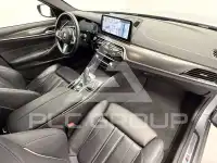 2022 BMW 520