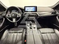 2022 BMW 520