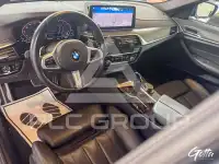 2022 BMW 520