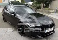 2022 BMW 520