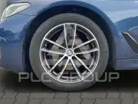 2022 BMW 520