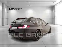 2022 BMW 520