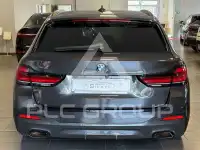 2022 BMW 520